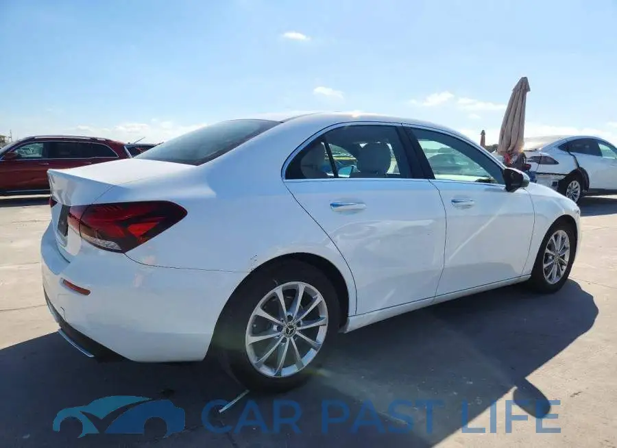 W1K3G4EB3MJ272168# 3