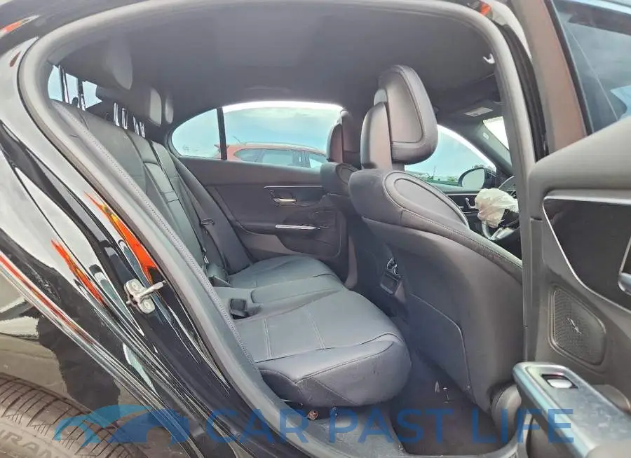 W1KAF4GB6SR239378# 10