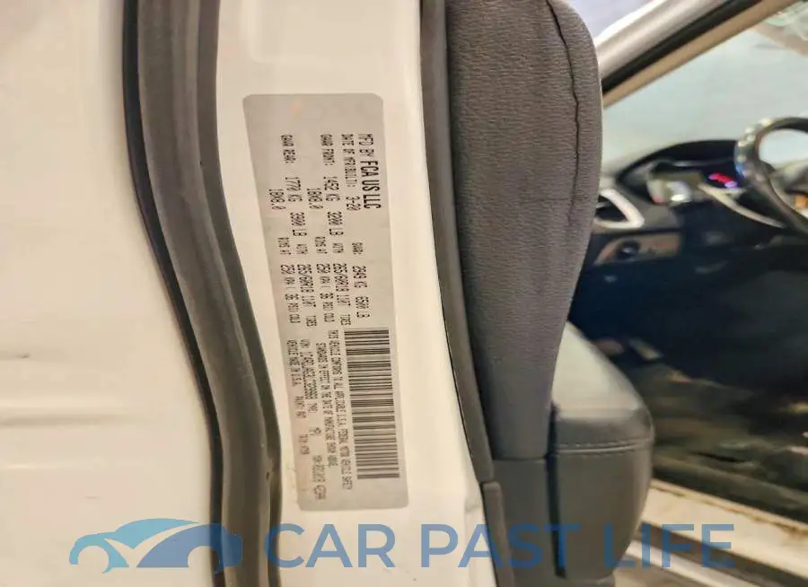 1C4RDJAG3LC329968# 13