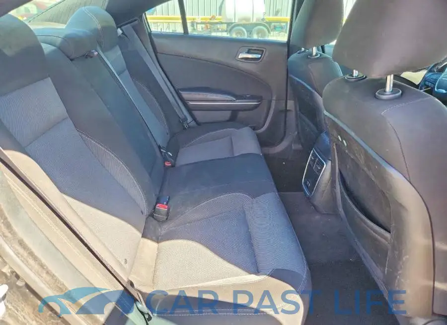 2C3CDXBG6JH319196# 10