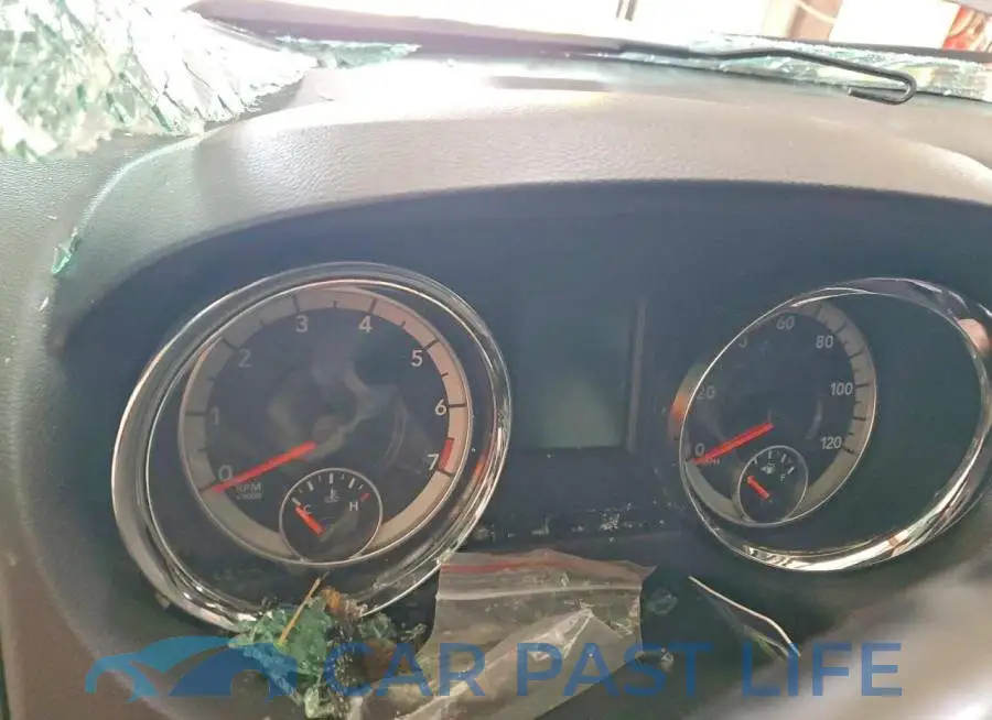 2C4RDGEG1KR660535# 9