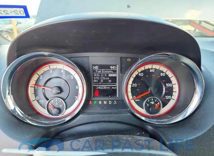 2C4RDGEG9KR618002# 9