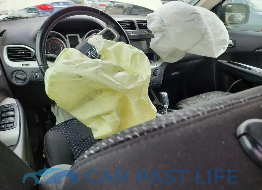 3C4PDCABXJT524927# 8