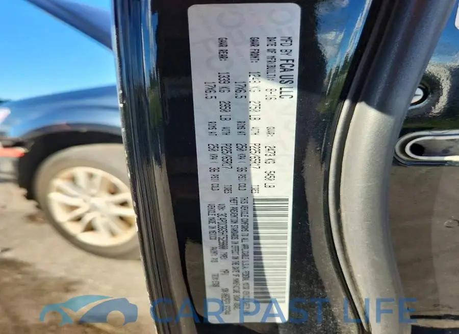 3C4PDCBG5HT529800# 14
