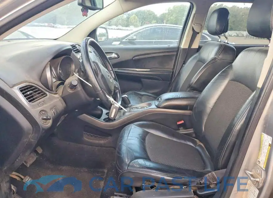 3C4PDCGG9HT550805# 7
