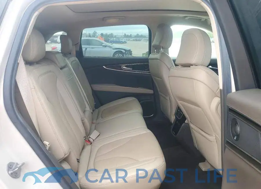 2LMPJ6K91PBL11844# 11