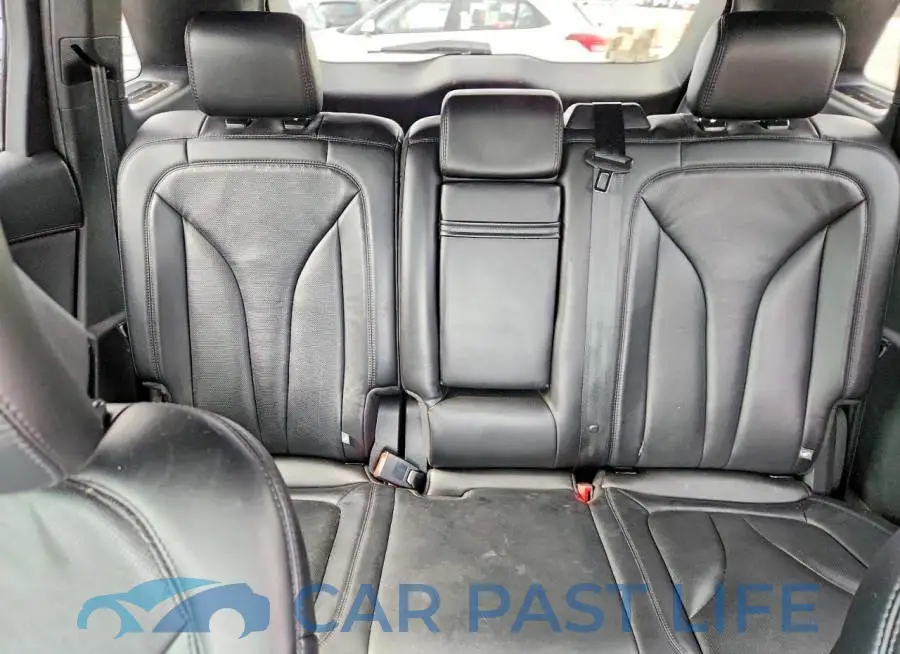 2LMPJ8LR5JBL48865# 10