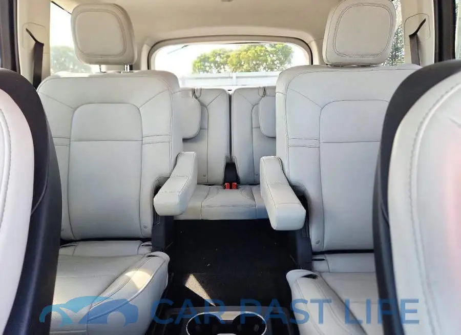5LM5J6WC2SGL15957# 10