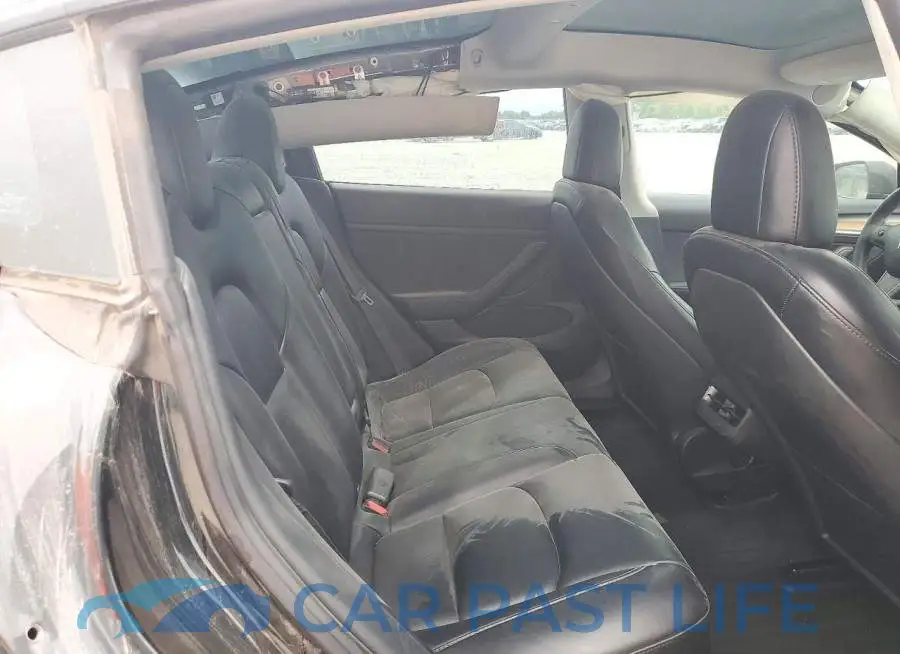 5YJ3E1EA4PF460120# 10