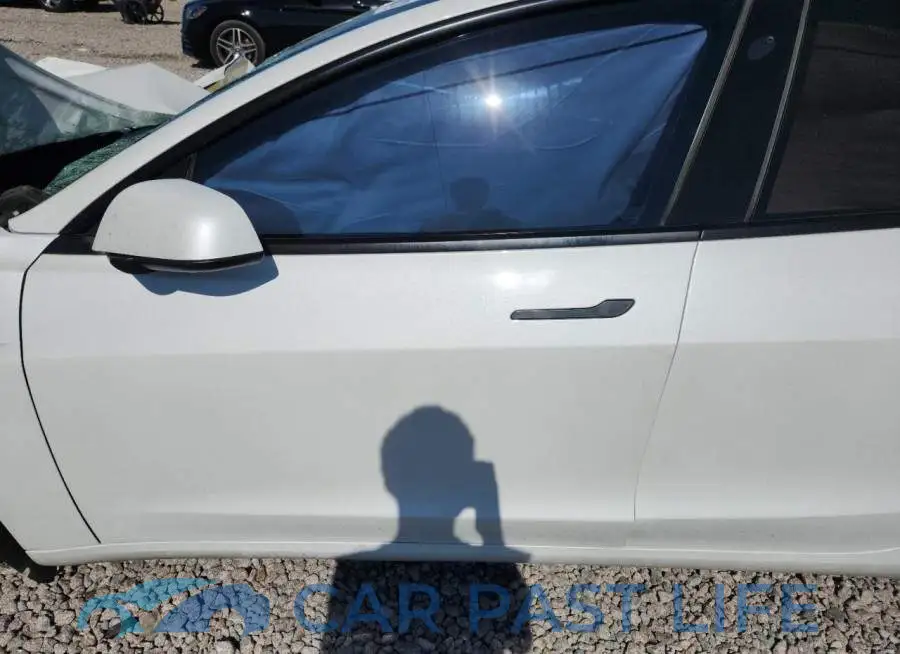 5YJ3E1EB3PF393616# 7
