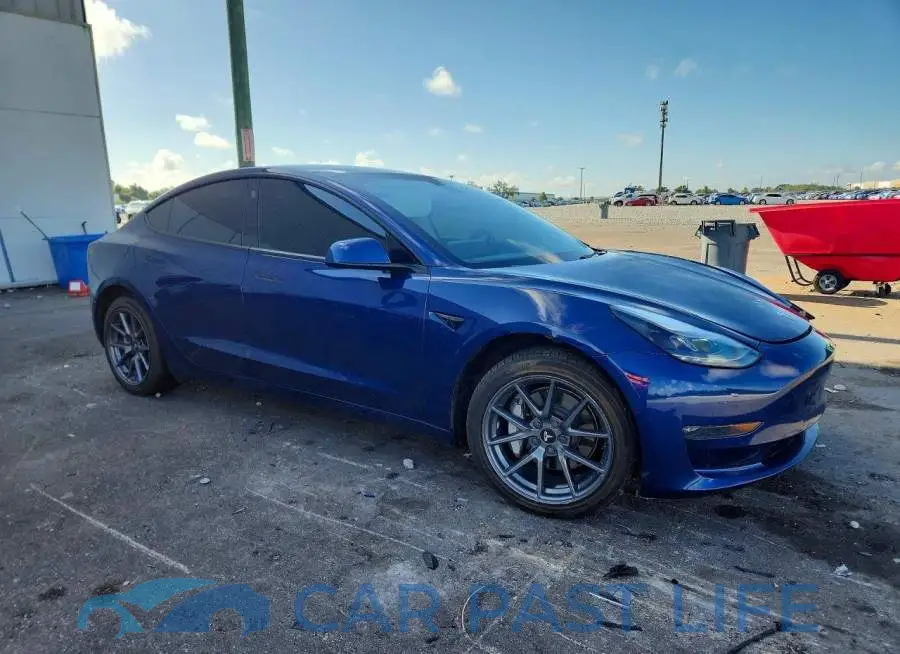 5YJ3E1EB7NF171755# 4