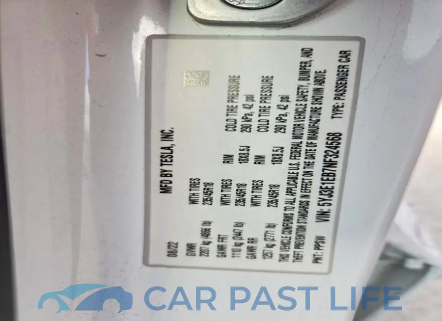 5YJ3E1EB7NF324568# 12