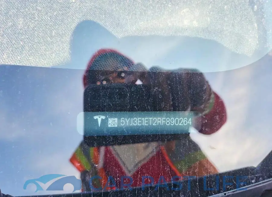 5YJ3E1ET2RF890264# 12