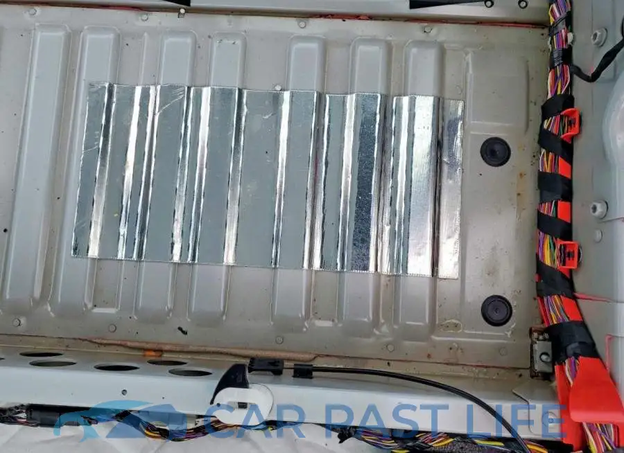 5YJSA1E5XPF522078# 12