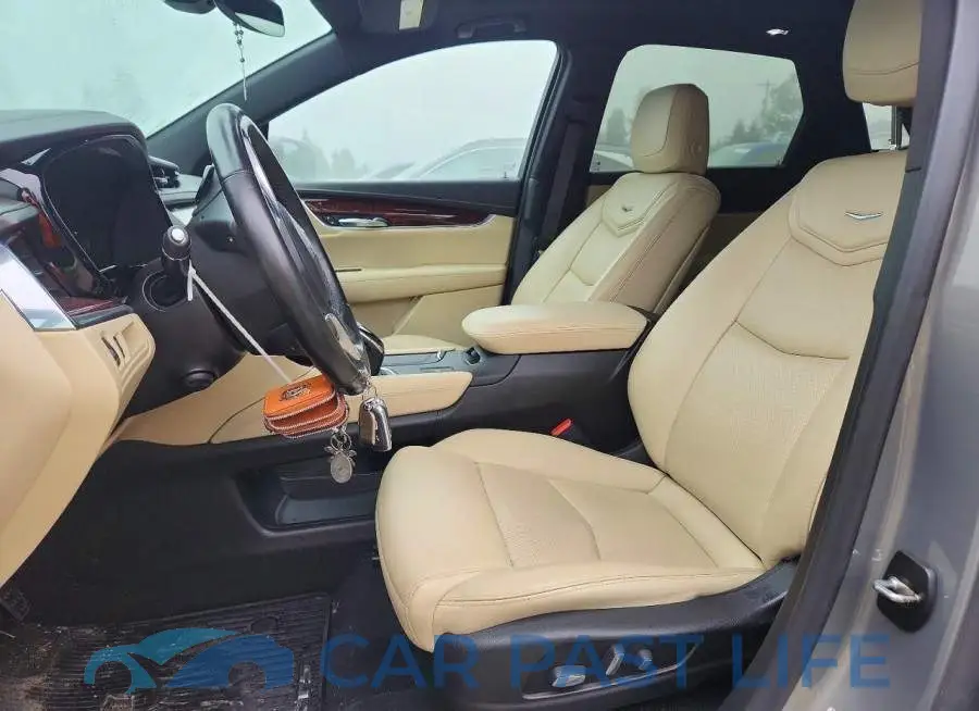 1GYKNCRS7JZ218394# 7