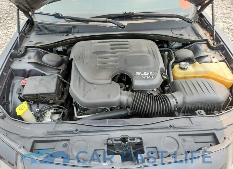 2C3CCAEGXHH586721# 11