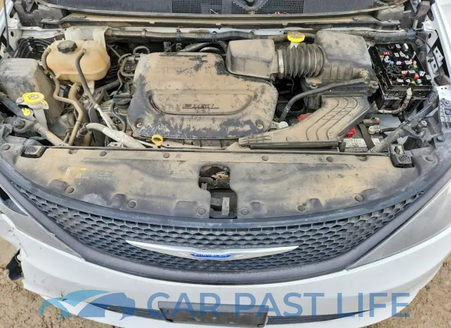 2C4RC1AG6KR597583# 12