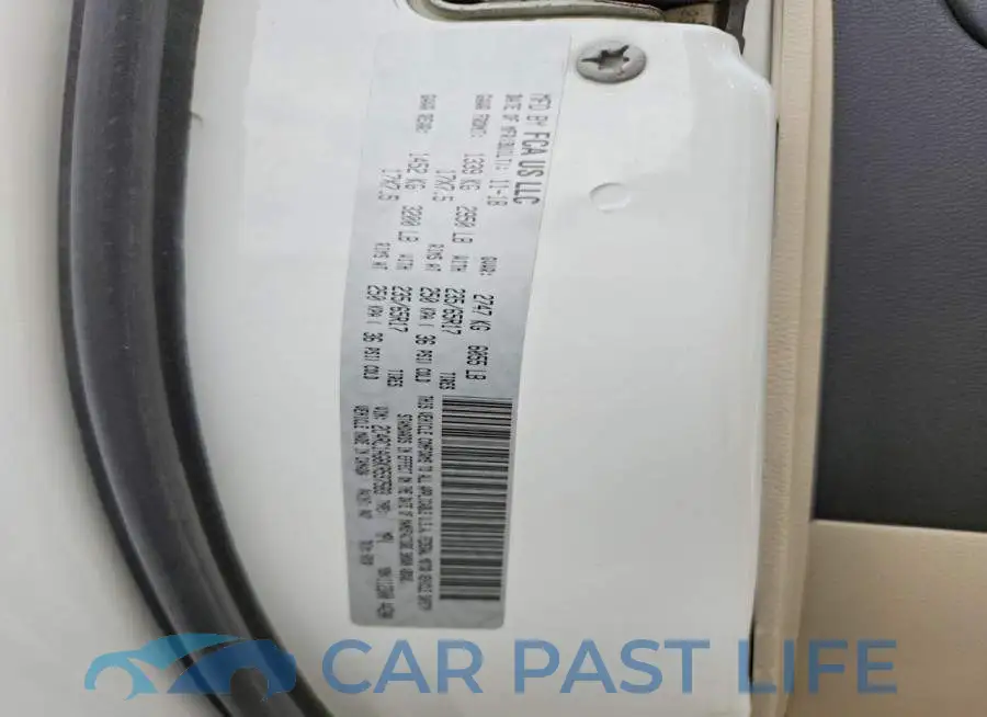 2C4RC1AG6KR597583# 13