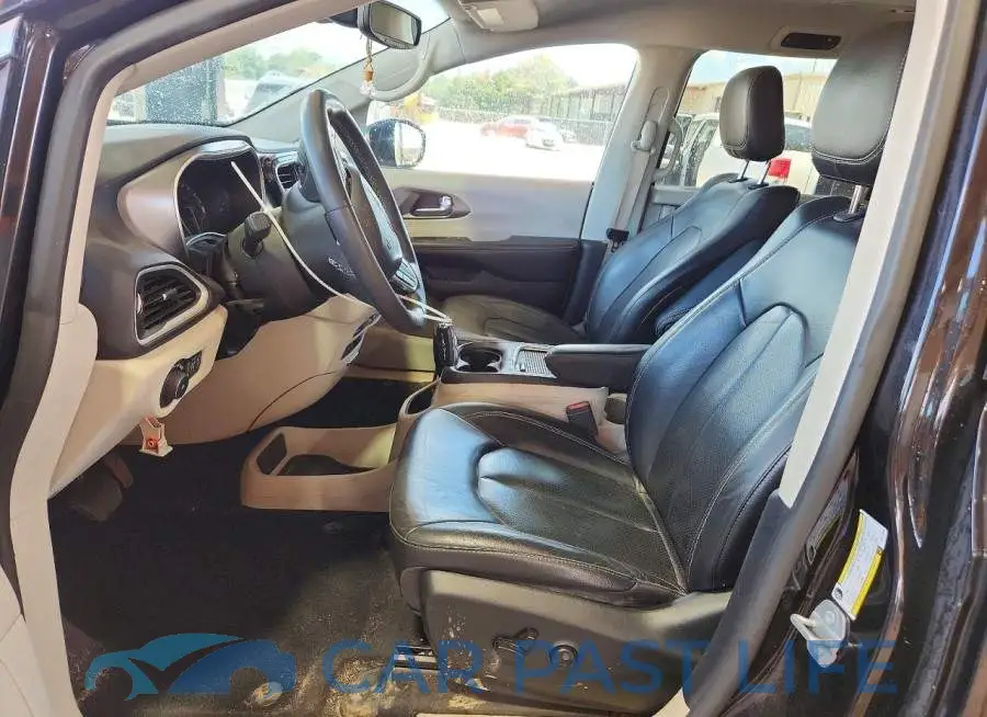 2C4RC1BG1NR178866# 7