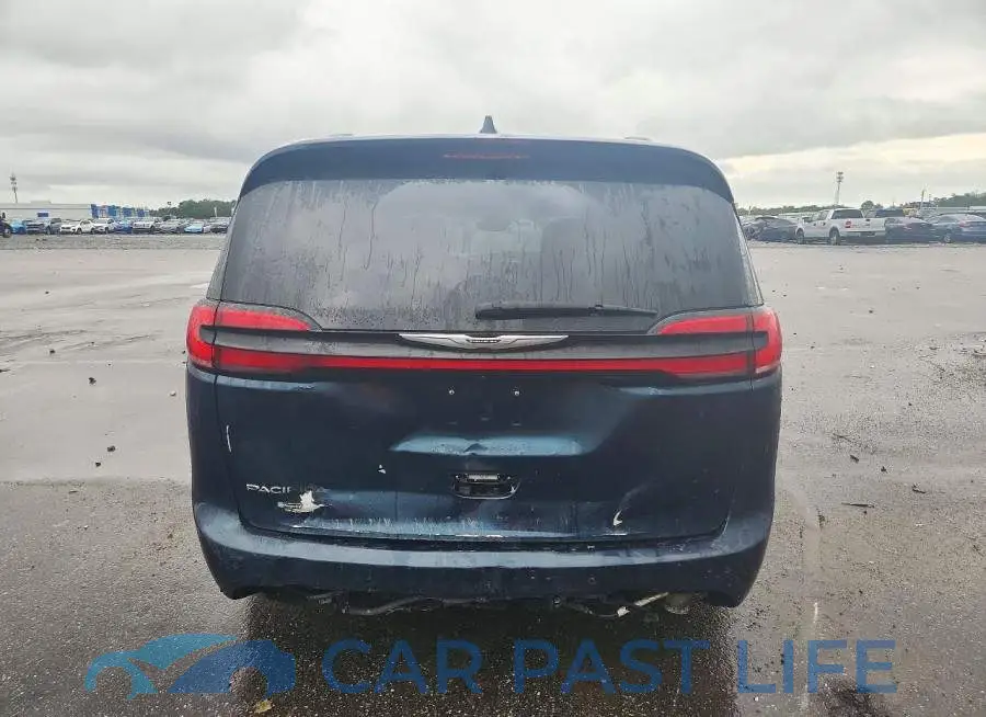 2C4RC1BG2NR162336# 6