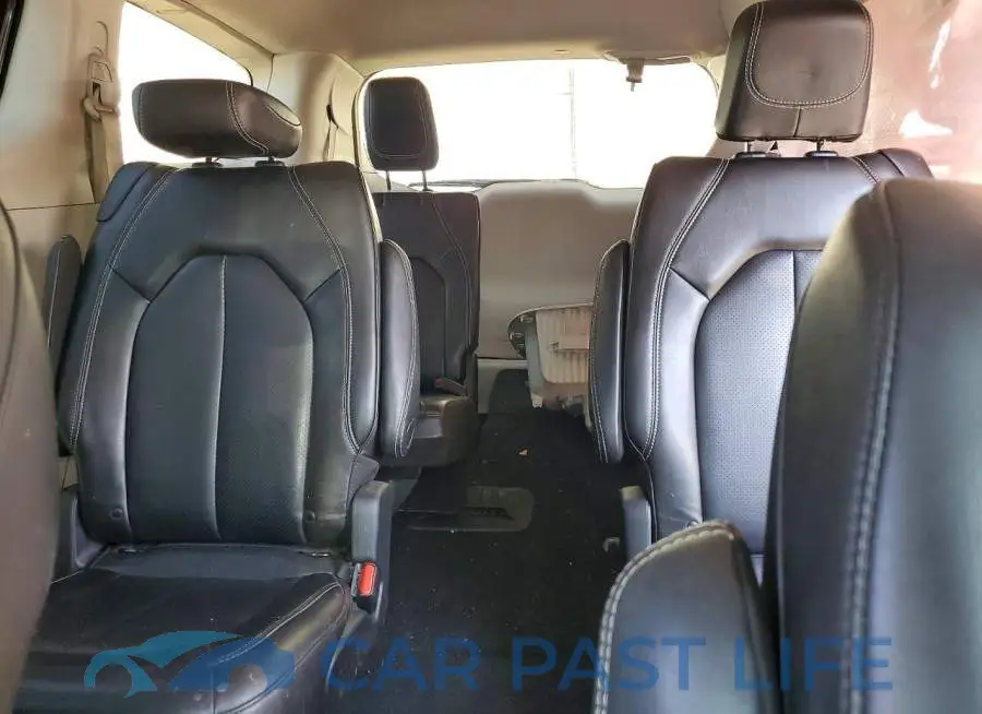 2C4RC1BG3PR520482# 10