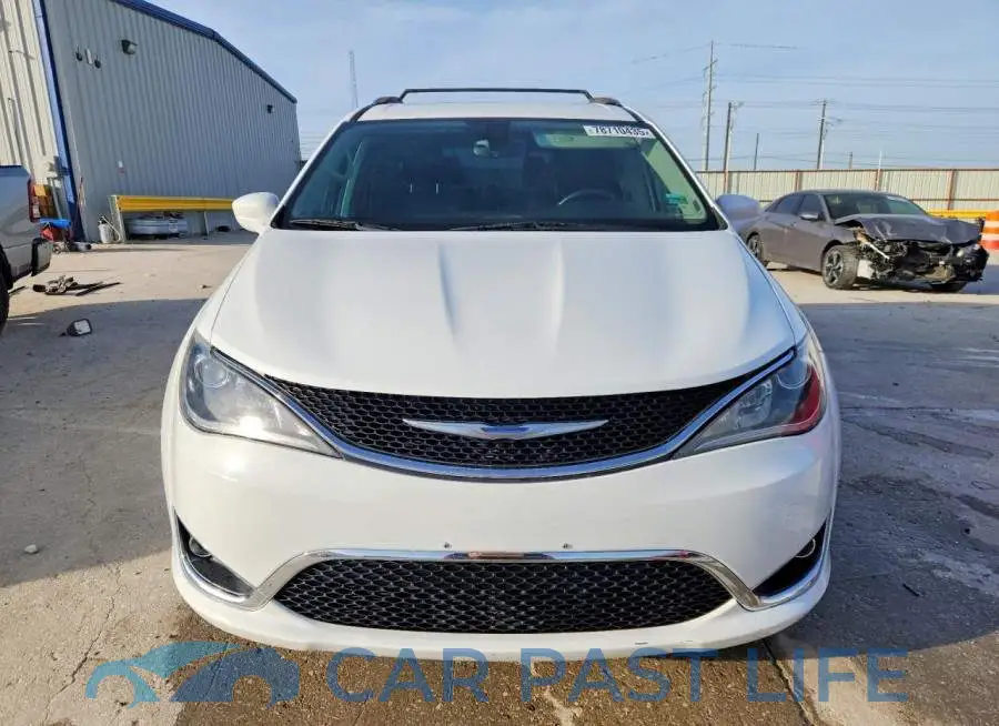 2C4RC1BG5JR115229# 5