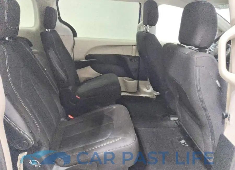 2C4RC1CGXPR615684# 11