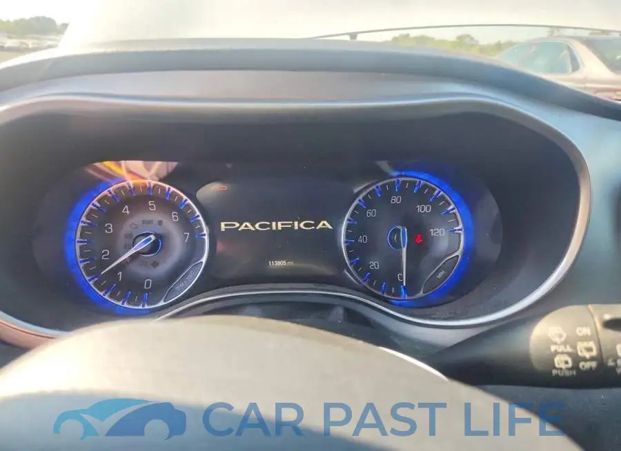 2C4RC1EG0KR742014# 9