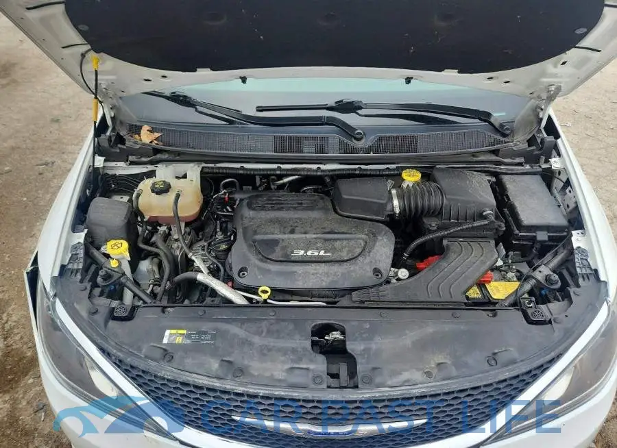 2C4RC1EG1JR234584# 12