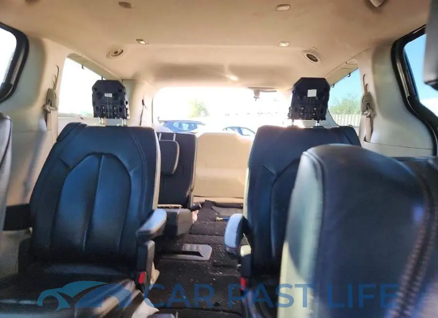 2C4RC1EG8HR636306# 10
