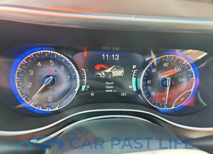 2C4RC1GG3JR271696# 9
