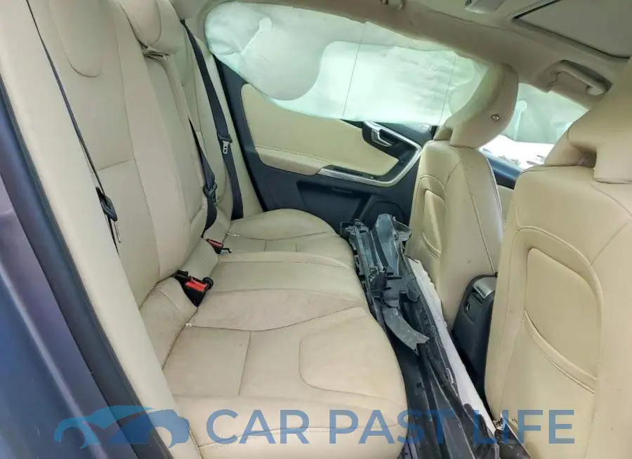 LYV402HK9HB145488# 10