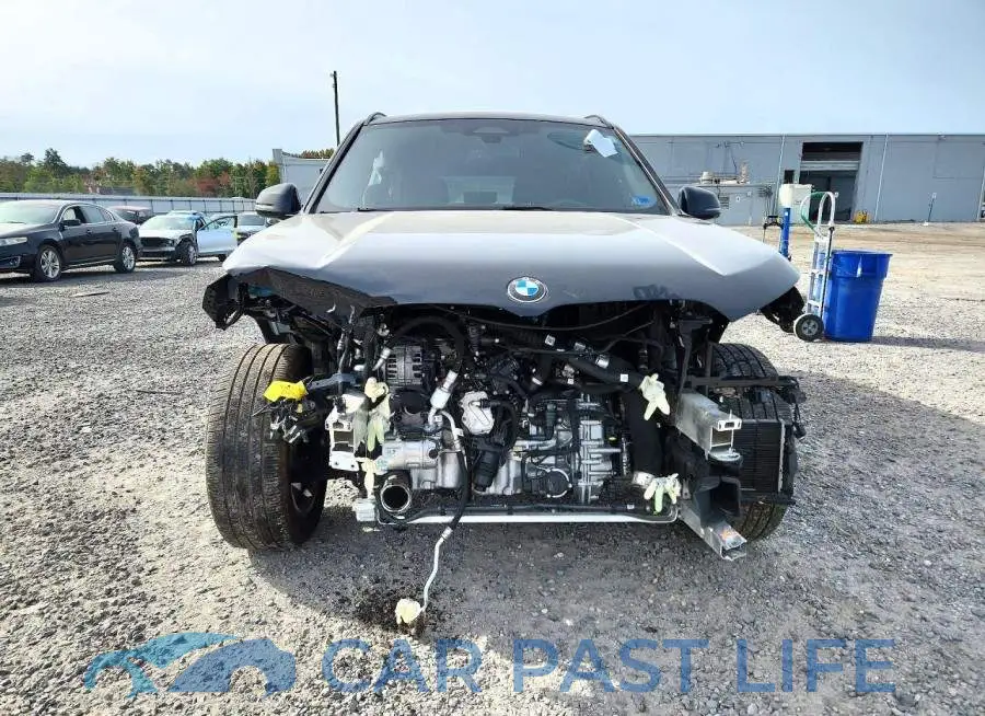 WBX73EF0XP5X60883# 5