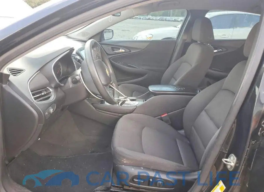 1G1ZD5ST3JF136937# 7