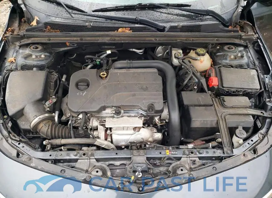 1G1ZD5ST3LF101821# 11