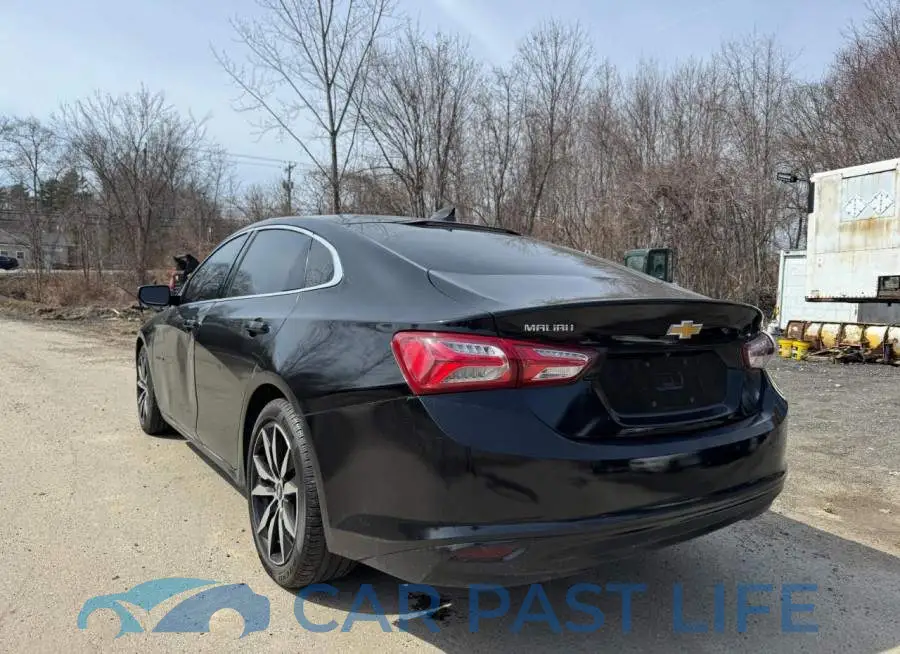 1G1ZD5ST5KF135693# 3