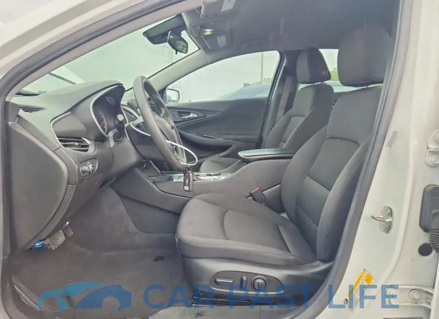 1G1ZD5ST7PF172722# 7