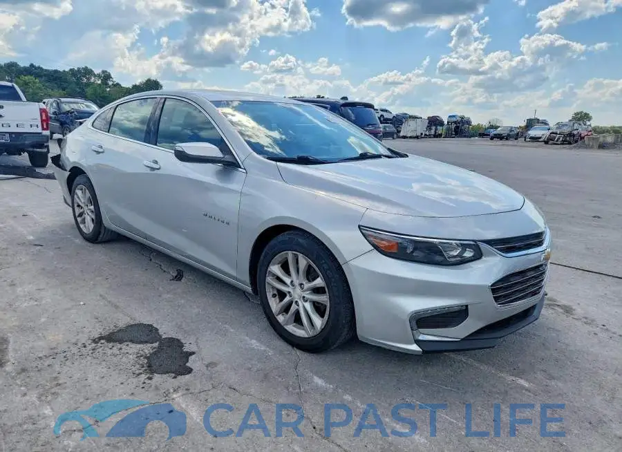 1G1ZD5ST8JF152826# 4