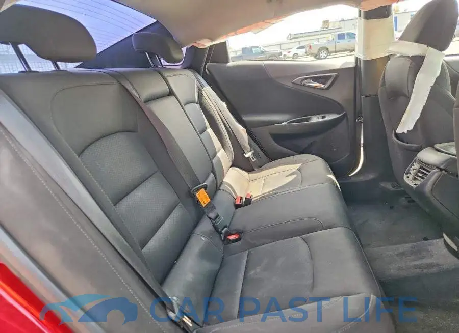 1G1ZD5ST8KF132139# 10