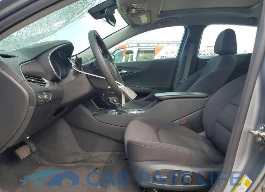 1G1ZD5ST9RF145251# 7