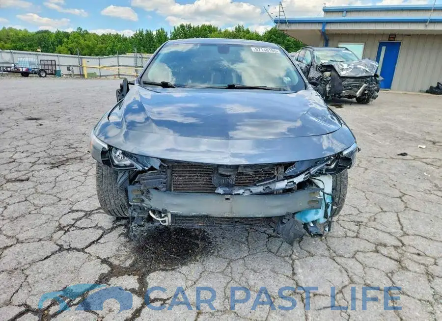 1G1ZD5STXLF103243# 5