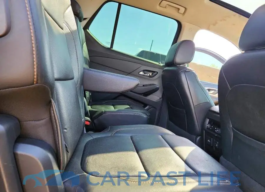 1GNEVJKW8JJ206524# 11