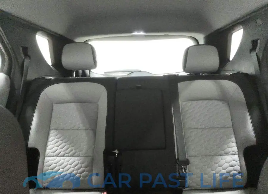 2GNAXHEV4L6228380# 10