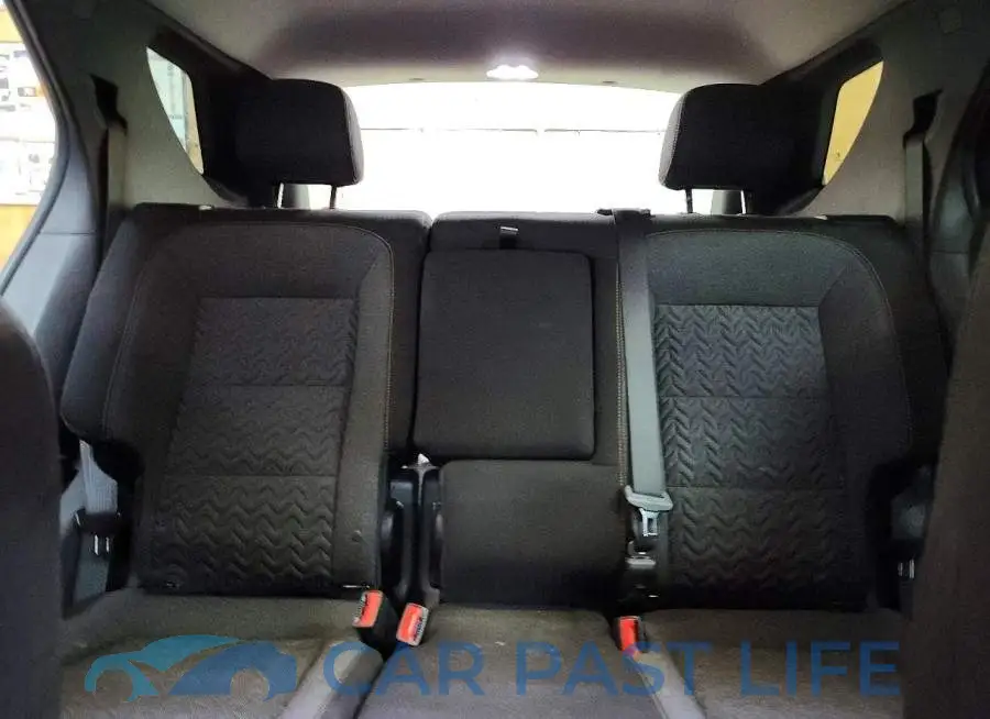 3GNAXUEG9PS162068# 10