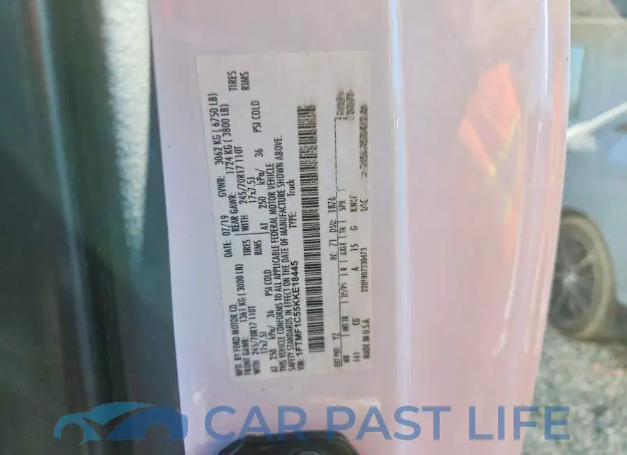 1FTMF1C55KKE18445# 12