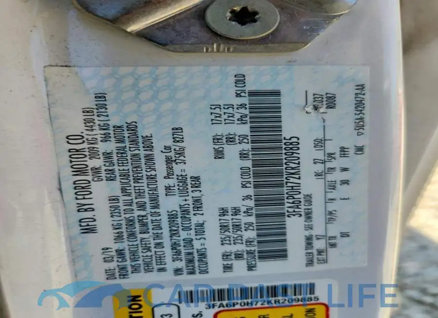 3FA6P0H72KR209885# 12