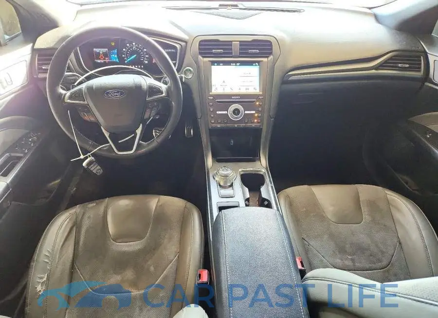 3FA6P0VP6HR156413# 8