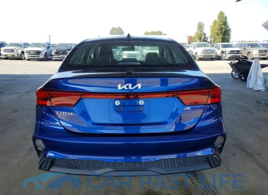 3KPF24AD8PE565515# 6