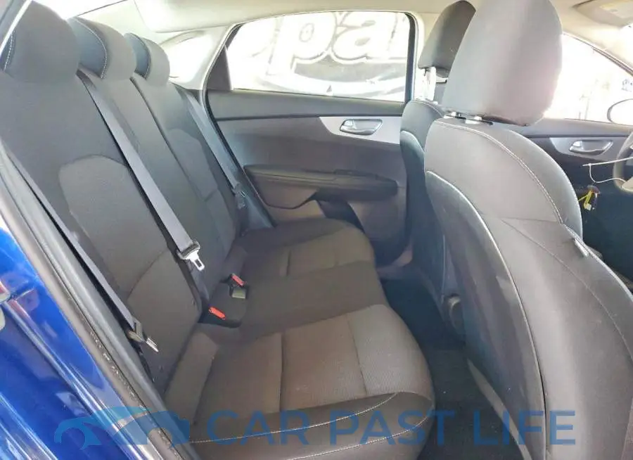 3KPF24AD8PE565515# 10