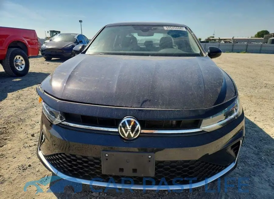 3VW7X7BU0SM045469# 5